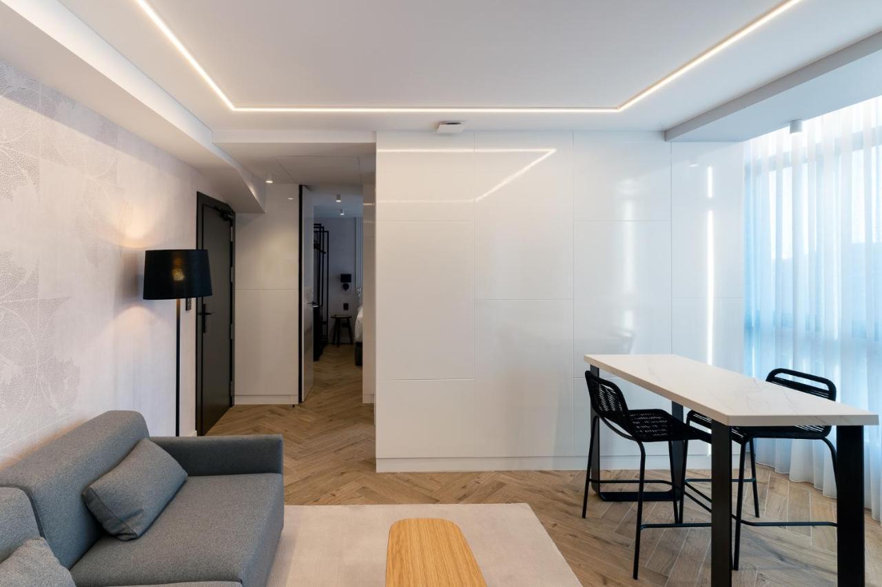 Mauro Suites León Εξωτερικό φωτογραφία